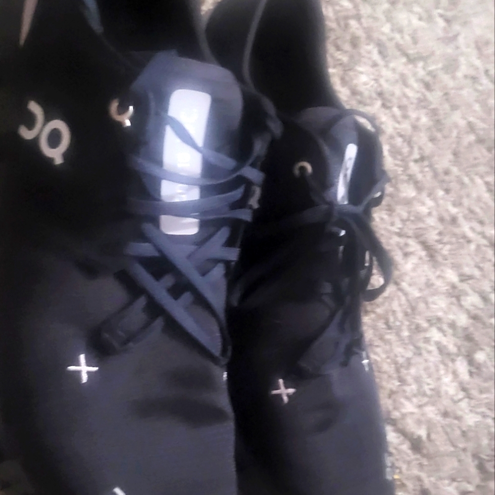 On Running Black Athletic Shoes with Modern Design